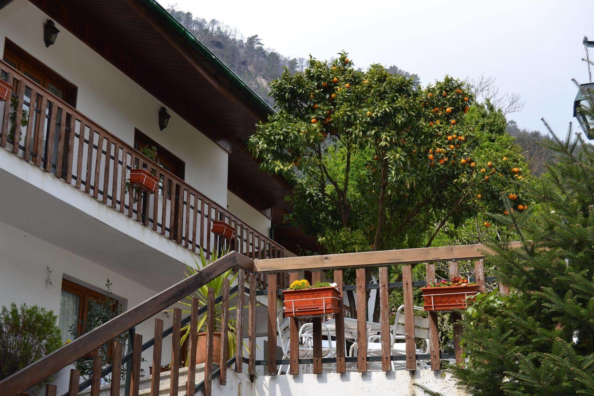 Hotel Carvalho Araujo Geres Exterior foto